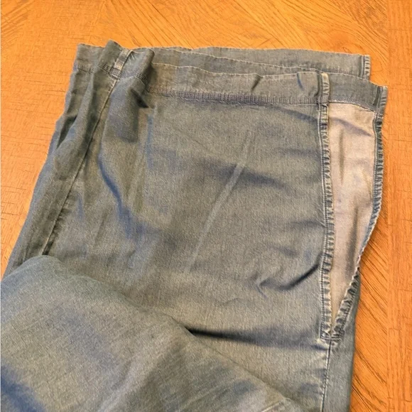 NWT Travis Matthews Wide-Leg Pants with Side Slits - Picture 11 of 16